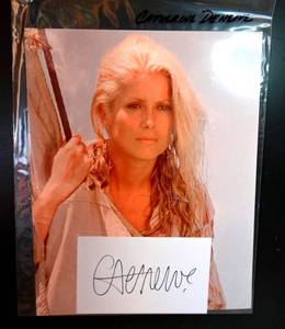 lot 222 image: AUTHENTIC AUTOGRAPH - CATHERINE DENEUVE - HAND-SIGNED INDEX CARD WITH PHOTOGRAPH READY TO FRAME - $$$