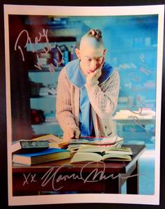 lot 227 image: AUTHENTIC AUTOGRAPH - AMERICAN HORROR STORY - NAOMI GROSSMAN PEPPER HAND SIGNED 8 X 10 PHOTO