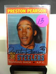 lot 13 image: AUTHENTIC AUTOGRAPH - 1971 TOPPS #177 PITTSBURGH STEELERS PRESTON PEARSON HAND SIGNED WCOA $$$