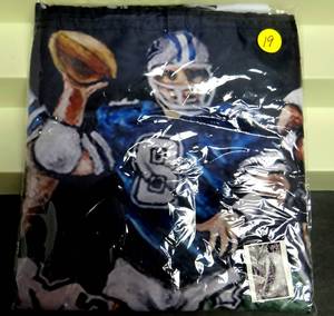 lot 19 image: 3 X 5 FLAG FEATURING DALLAS SPORTS TEAMS - COWBOYS, RANGERS, STARS & MAVERICKS - NIP