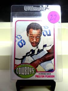 lot 27 image: 1976 TOPPS DALLAS COWBOYS PRESTON PEARSON CARD # 225 - NM