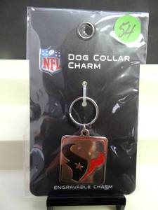 lot 54 image: OFFICIAL NFL LICENSED HOUSTON TEXANS DOG COLLAR CHAIN OR KEYCHAIN
