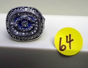 lot 64 image: SUPERBOWL 20 - CHICAGO BEARS WALTER PAYTON REPLICA CHAMPIONSHIP RING - SIZE 10