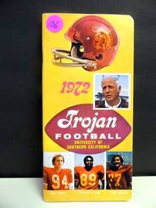lot 106 image: RARE VINTAGE 1972 USC Trojans Football Press Media Guide  - $$$