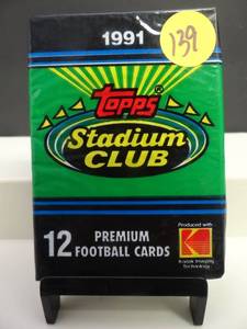 lot 139 image: 1991 TOPPS STADIUM CLUB SEALED 12 CARD WAX PACK - FIND BRETT FAVRE ROOKIE CARD