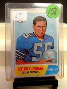 lot 158 image: 1968 Topps 207 Lee Roy Jordan Ex Cowboys Alabama $$