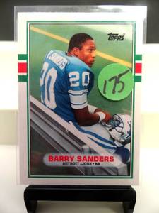lot 175 image: ROOKIE CARD - Barry Sanders 1989 Topps Traded Rookie Card #83T Lions $$$