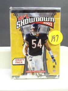 lot 197 image: RARE SEALED - 2003 NFL Showdown Football  Starter Set Game  Box New Unopened $$$
