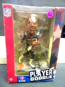 lot 236 image: $$$ RARE NEW ORLEAN SAINTS REGGIE BUSH # 25 8 BOBBLE HEAD PLAYERS IN BOX $$$