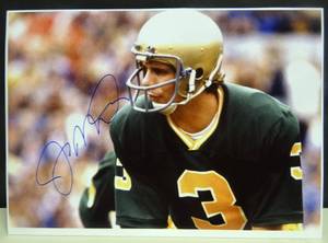 lot 247 image: AUTHENTIC AUTOGRAPH - NOTRE DAME PHOTO HAND SIGNED BY LEGEND JOE MONTANA - 5 X 7 - $$$$
