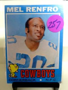 lot 257 image: VINTAGE 1971 Topps Football #118 Mel Renfro HOF EX Cowboys Oregon