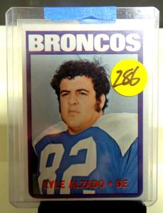 lot 286 image: ROOKIE CARD - 1972 Topps Football #106 Lyle Alzado BRONCOS ROOKIE RC $$