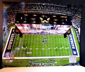 lot 81 image: DALLAS COWBOYS DEMARCUS WARE SCOREBOARD 8 X 10 PHOTO