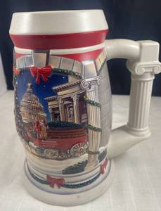 lot 53 image: 2001 Budweiser Holiday at the Capital Stein CS455