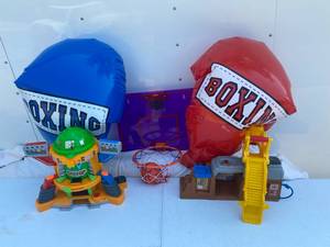 lot 102 image: Miscellaneous Toys
