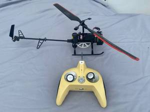 lot 117 image: Remote Controlled Helicopter