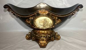 lot 147 image: Rossella Cameo Bowl