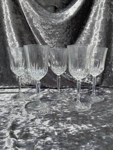 lot 196 image: 5 Cut Glass Wine Glasses