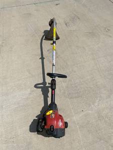 lot 199 image: Gas Weed Eater