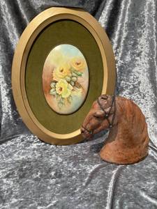 lot 197 image: Leather Horse Head Oval Roses Porcelain Picture