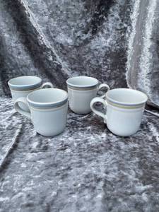 lot 191 image: Nortake Stoneware 4 Coffee Mugs