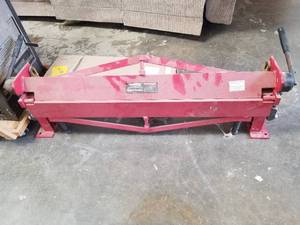 lot 221 image: Central Machinery metal brake with stand