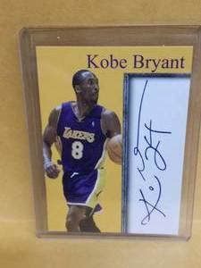 lot 220 image: Kobe Bryant Inkredible ink card