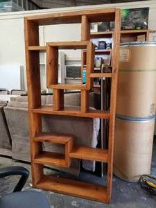 lot 274 image: Solid wood shelf