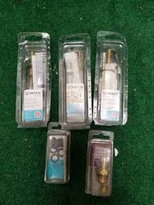 lot 262 image: Plumbing - faucet repair stems