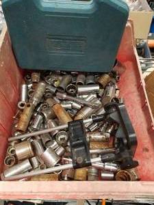 lot 248 image: Tools Sockets
