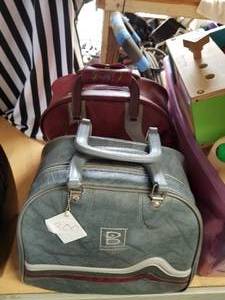 lot 300 image: Bowling balls