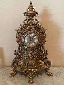 lot 2 image: Franz Hermle French Louis XIV Style Brass Mantle Clock, stamped 83 Germany 130-07, Matches Lot 11 Candleabras