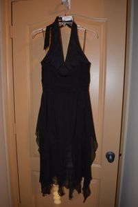 lot 64 image: Sangria Black V-Neck Tie Back Cocktail Dress Size 10