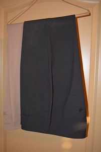 lot 68 image: Elle Black Dress Pant Size 10 and Elle Dress Pant Size 8 Brown Color, 2 Total