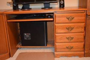 lot 92 image: RIVERSIDE Computer Desk, Matches Corner Desk in Lot #71
