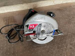 lot 116 image: Skilsaw 7 14 Circular Saw 2.3 HP