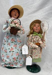 lot 731 image: 2 Dolls