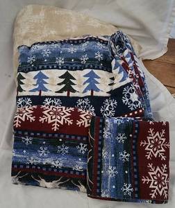 lot 614 image: Queen size flannel sheets
