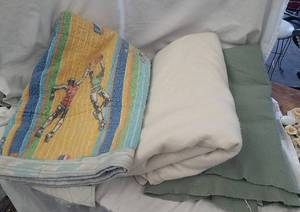 lot 662 image: 3 Blankets