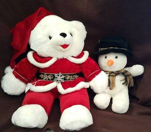 lot 721 image: Santa Bear and Snowman Plush