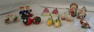 lot 763 image: Vintage Ceramic Salt & Pepper Shakers