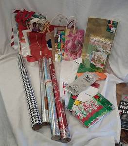 lot 775 image: Gift wrap and gift bags