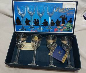 lot 777 image: Concerto Glasses Capri Crystal Goblets