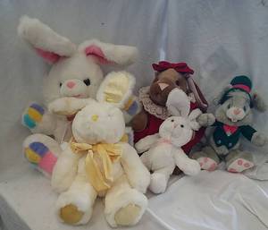 lot 799 image: Plush bunnies