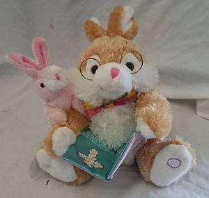 lot 825 image: DanDee reading rabbit