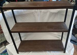 lot 802 image: metal shelf