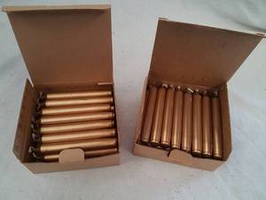 lot 816 image: Lillian Vernon 3846  4 gold candles