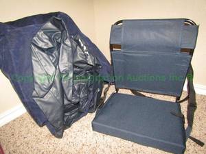 lot 40 image: Folding bench seat and air mattress