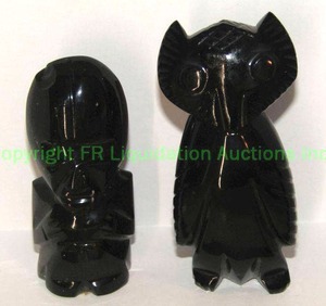 lot 220 image: Onyx stone carved figures, approx. 4 tall. made in Mexico