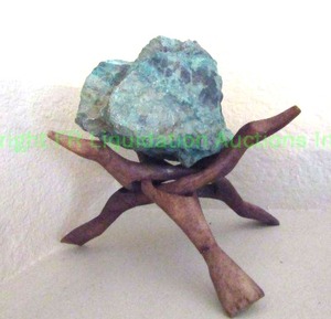 lot 274 image: Copper malachite stone in wood display stand